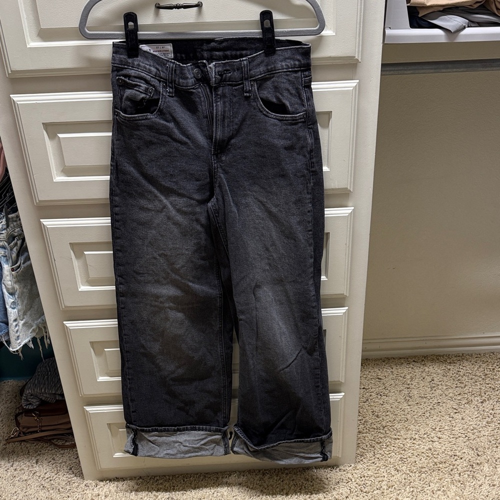 GAP Jeans purchased spring 2025 worn once! Black wide leg flare in 27 petite